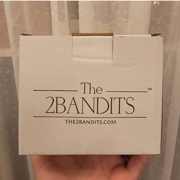 The 2 Bandits 3 Tiered Catchall Tray White Plastic NWT - Picture 2 of 10